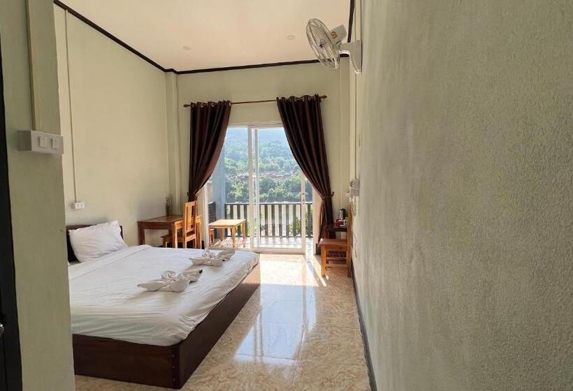 פנסיון Arthith Guesthouse