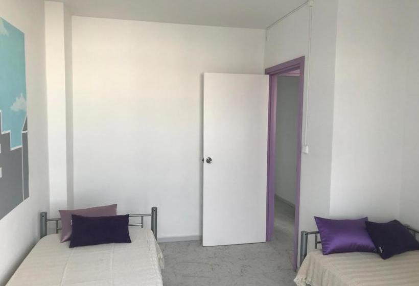 ユースホステル Coordenadas Ibiza