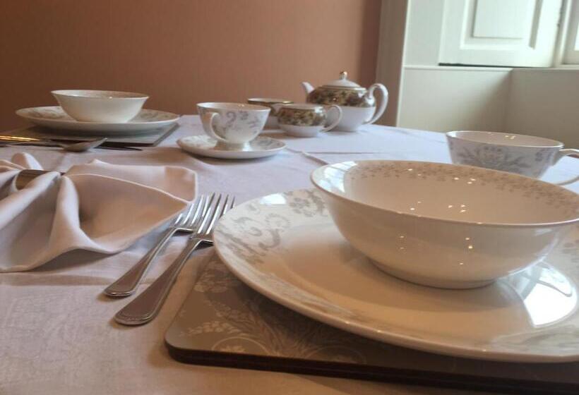 민박 Buckton Farmhouse