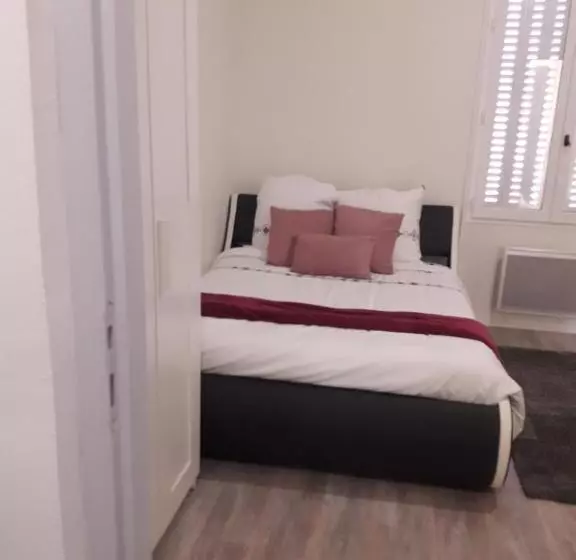 Cosy Studios   La Gambeta