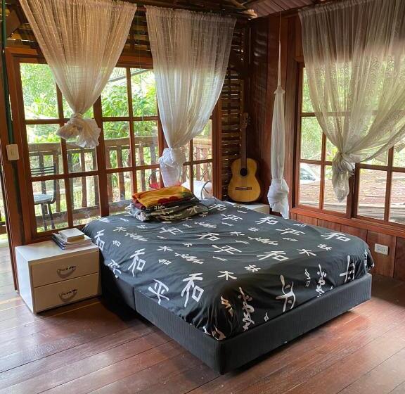 پانسیون Palomino  Hostel Balneario Rio Ancho