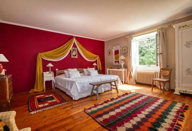 Aamiaismajoitus (B&B) Mas D Escattes