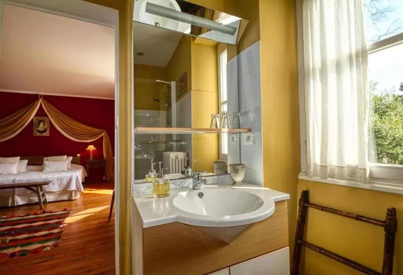 Aamiaismajoitus (B&B) Mas D Escattes