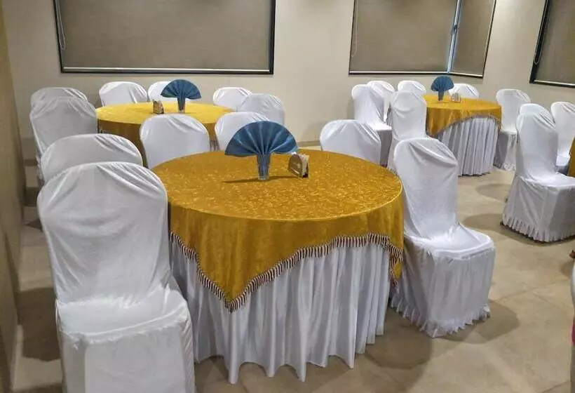 Kyriad Hotel Solapur By Othpl