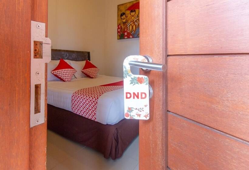 ホテル Oyo 401 The Frog Homestay Sanur