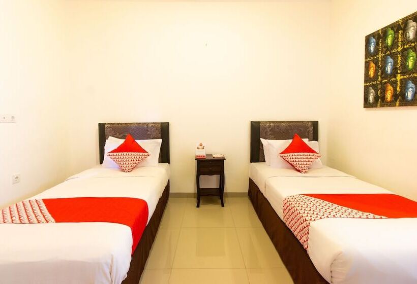 ホテル Oyo 401 The Frog Homestay Sanur