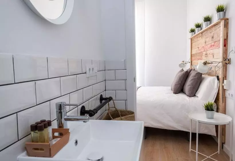 Aamiaismajoitus (B&B) Gomezs