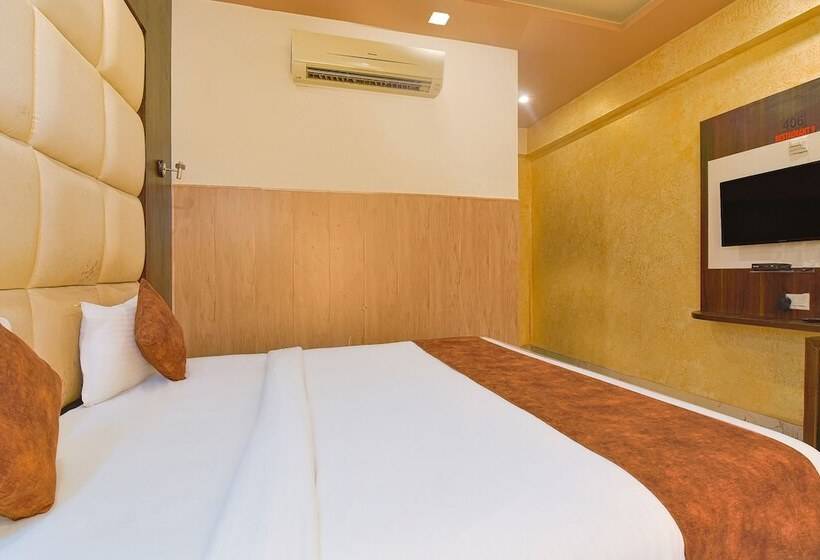 Fabhotel Prime The Royal Galaxy