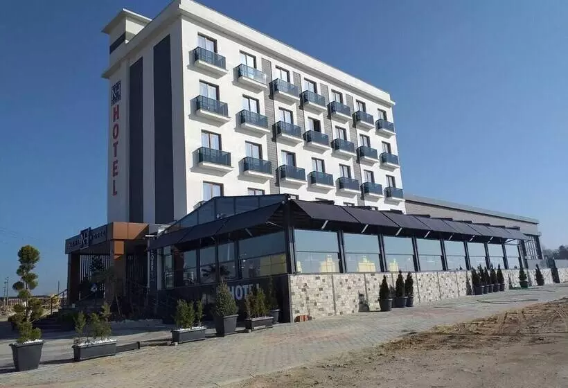 Nehi̇r Hotel Keşan