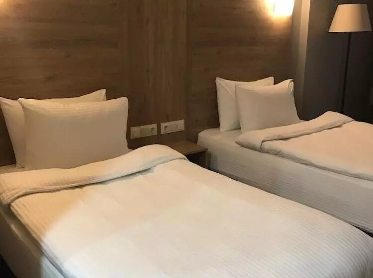 Nehi̇r Hotel Keşan