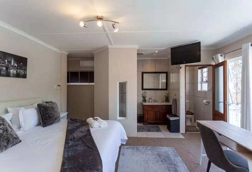 تختخواب و صبحانه Lido Living