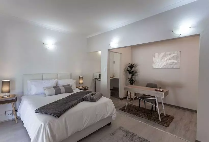 تختخواب و صبحانه Lido Living