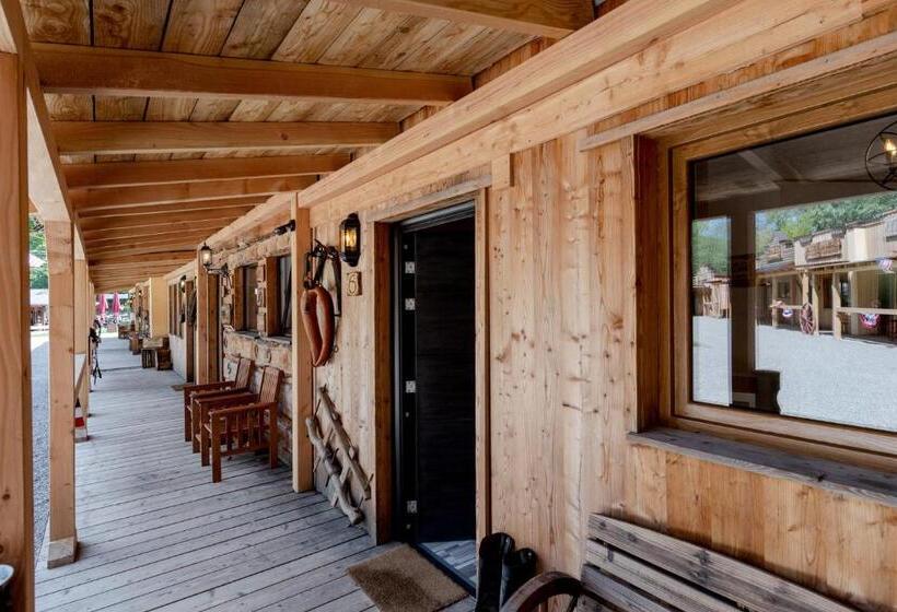 Zündstoff City Western Motel