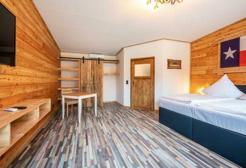 Zündstoff City Western Motel