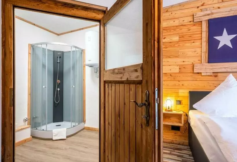 Zündstoff City Western Motel