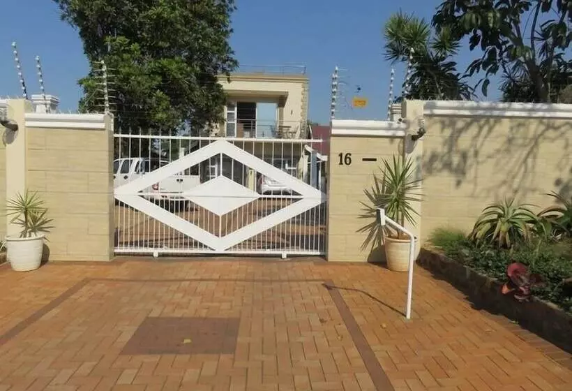 Hostel Umhlanga Backpackers