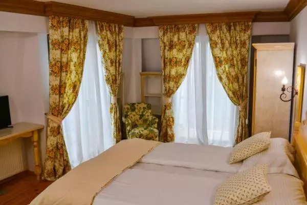 هتل Casa Comana Boutique