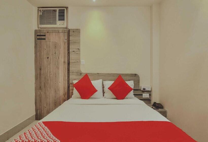 Hotell Oyo 19373 Dream Connect