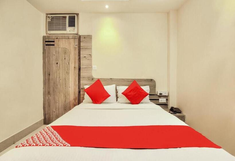 Hotell Oyo 19373 Dream Connect