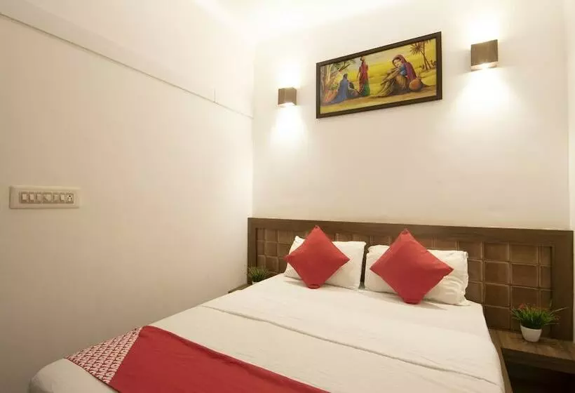 ホテル Oyo 23243 Kanasu Homestay