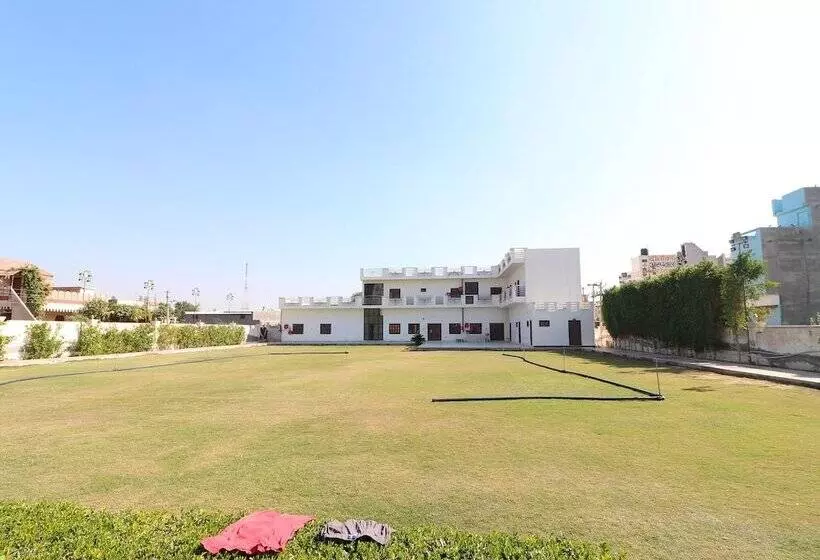 Hotel Oyo 26824 Shagun Palace