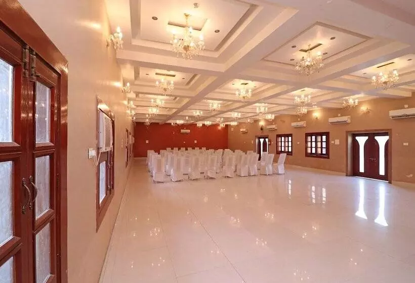 Hotel Oyo 26824 Shagun Palace