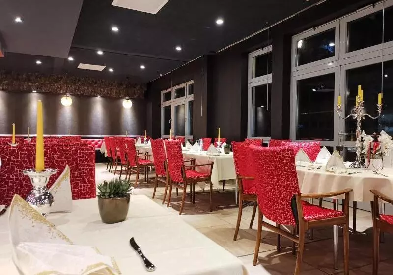 ホテル Restaurant Pfeffermuhle Balingen