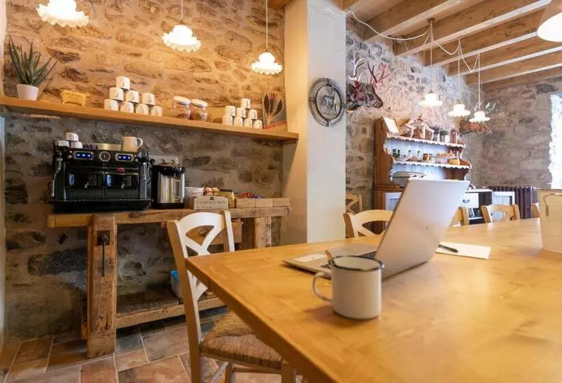 Aamiaismajoitus (B&B) Sports House Nord Sud