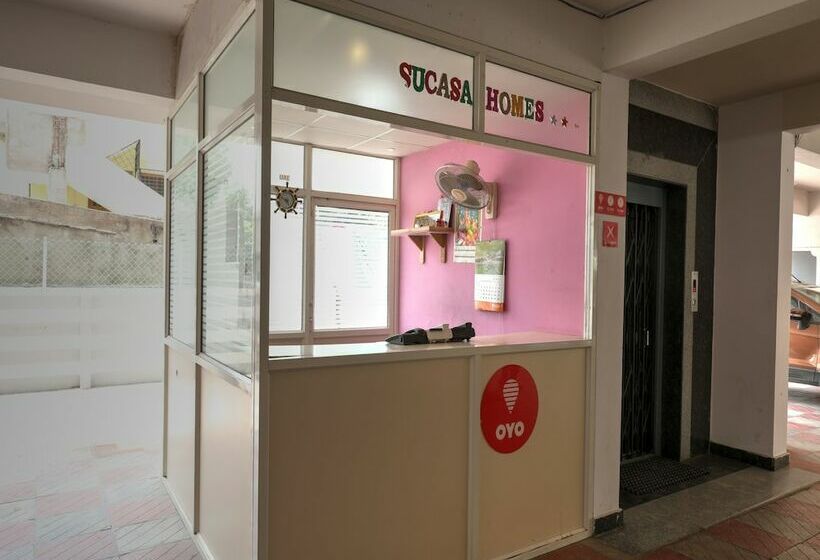 בית מלון כפרי Oyo 15168 Sucasa Homes