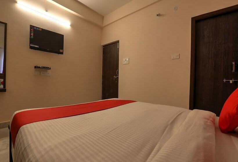 בית מלון כפרי Oyo 15168 Sucasa Homes