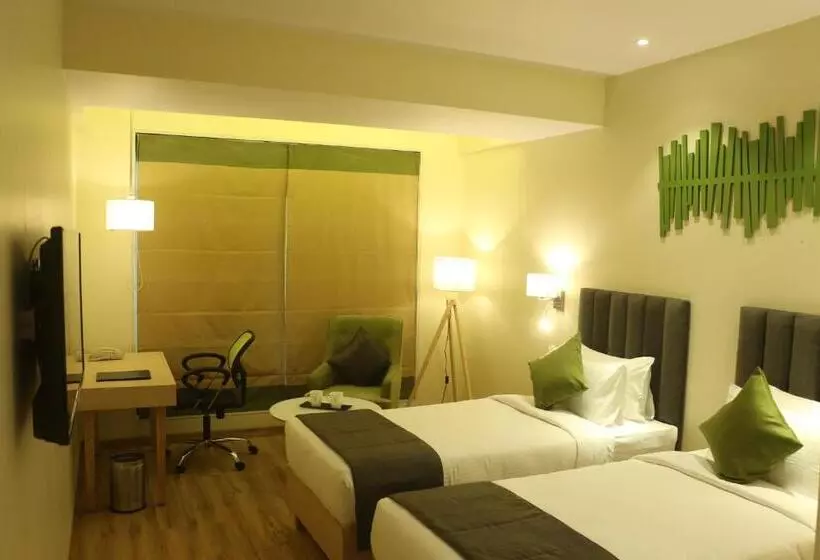 Hotel Regenta Central Harsha Vapi