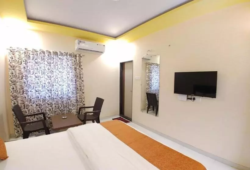 ホテル Mangal Residency Lonavala !! 600 Mts From Lonavala Railway Station !!