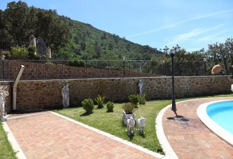 Sikelios Apartments