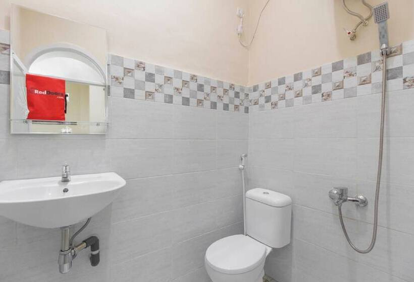 פנסיון Reddoorz At Ralica Grand Palladium Medan