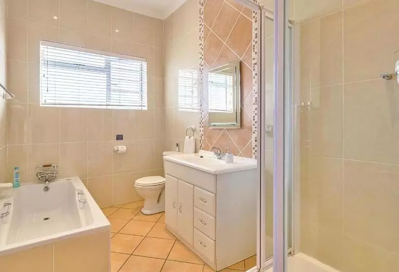 تختخواب و صبحانه Sunnyside Guesthouse