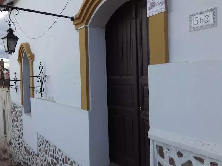 El Jardin De Su Merced B&b