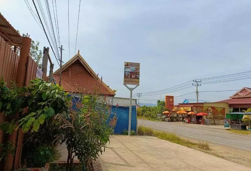 Sunshine Hotel Kampot