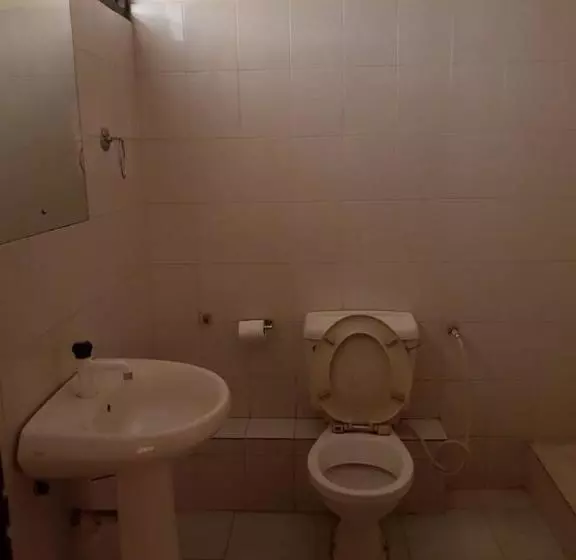 پانسیون Surahi Restaurant & Guest House