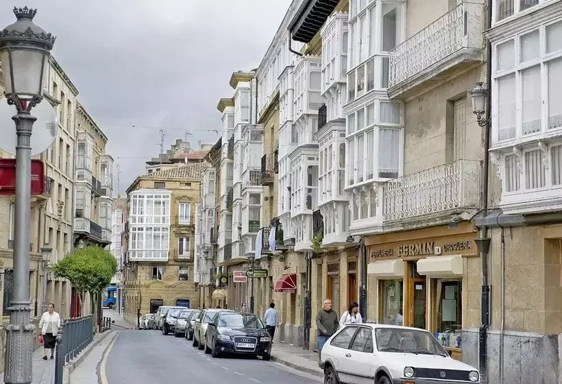 Apartamentos Gran Reserva de Haro 3000