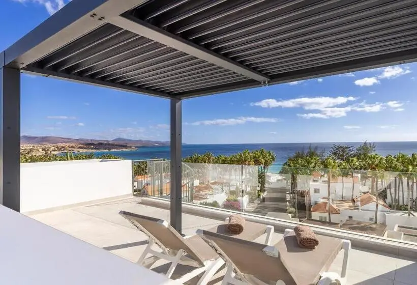 Calm Beach Apartments