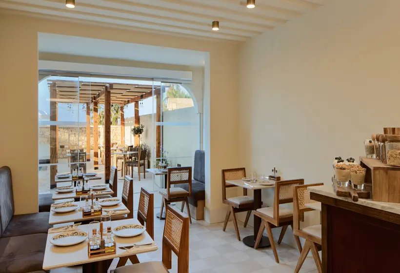هتل Casa Azure, Member of Meliá Collection