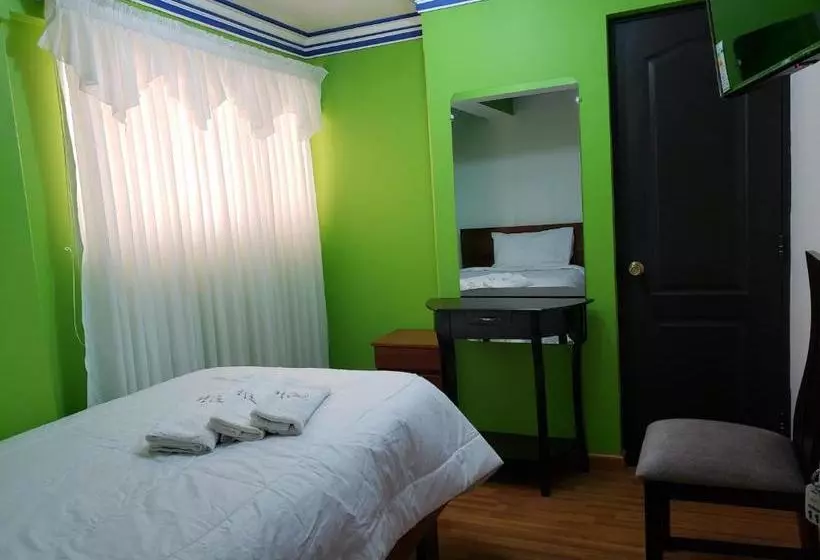 تختخواب و صبحانه Azul Real