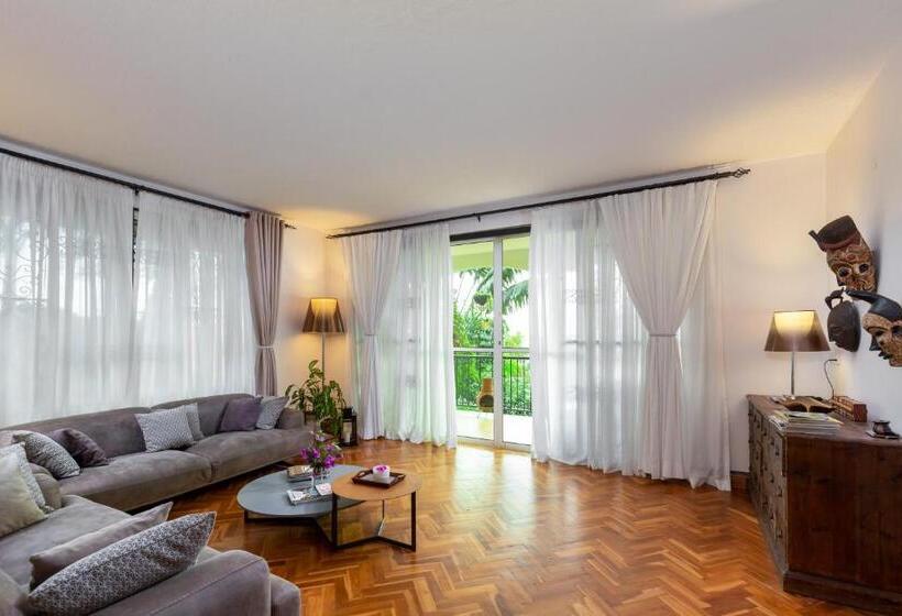 تختخواب و صبحانه Ewange A Casa Mia