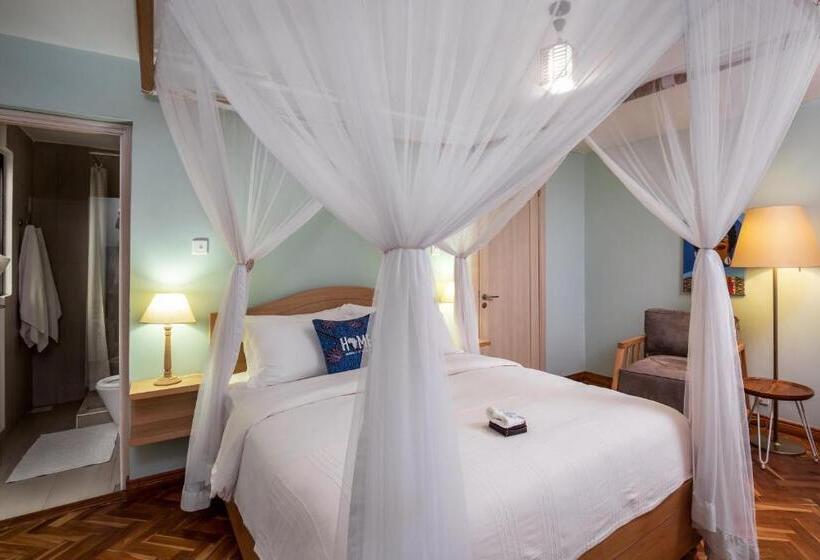 تختخواب و صبحانه Ewange A Casa Mia