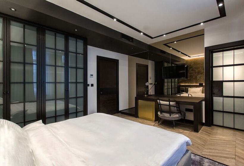 هتل Industrial 1853