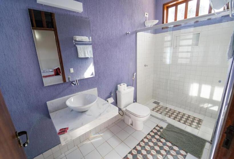 پانسیون Pousada Cachoeira Poço Encantado