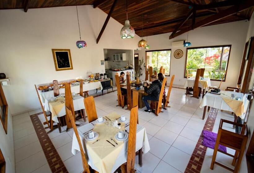 پانسیون Pousada Cachoeira Poço Encantado