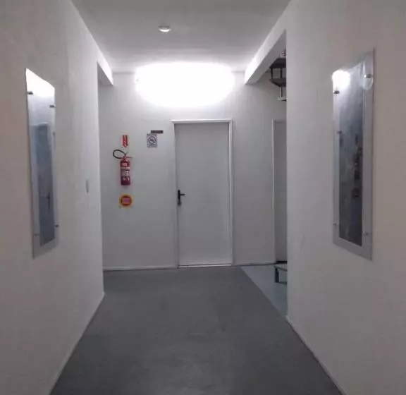 Majatalo Pousada Flay 7 Minutos Do Aeroporto Florianópolis