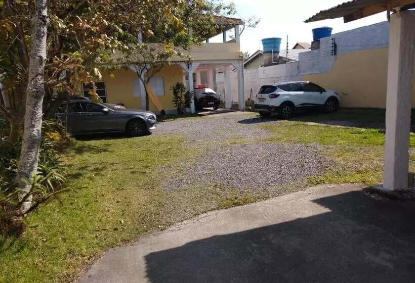 Majatalo Pousada Flay 7 Minutos Do Aeroporto Florianópolis