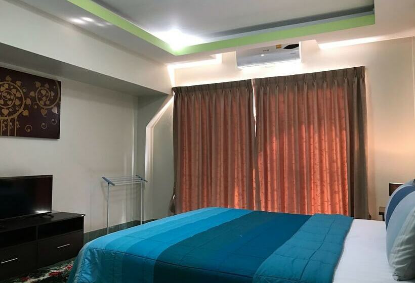 فندق Maenam Lodge